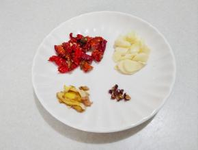 配料如上图处理好