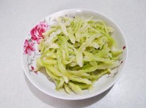 挤干水分备用
