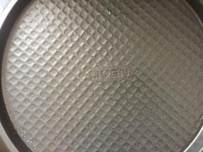 我用的电饼档，把电饼档预热后刷少许油，中火