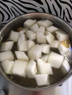 加入冬瓜块。