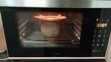 入烤箱蒸汽功能115度1个半小时即可