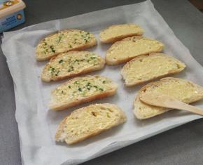 再抹上一层第一步的蒜子葱未