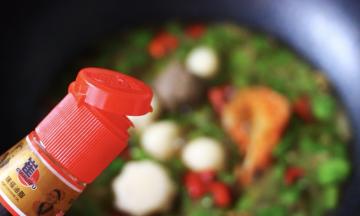 这个时候淋上芝麻油调味