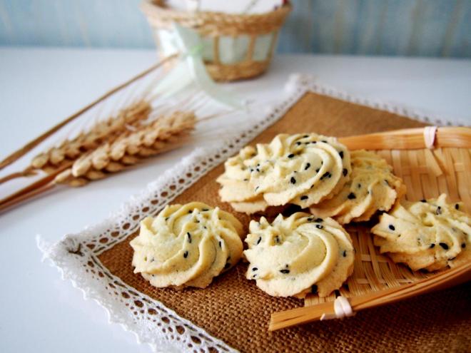 黑芝麻黄油曲奇