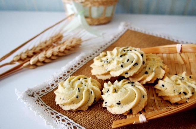 黑芝麻黄油曲奇