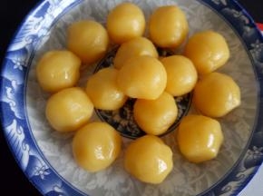 趁着松弛的时间准备好奶黄馅