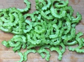 然后切成小的段。
