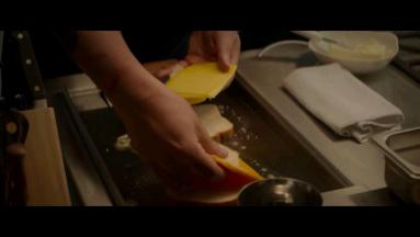 影片中烤芝士三明治制作