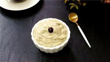 带着淡淡的酸甜味很好吃。