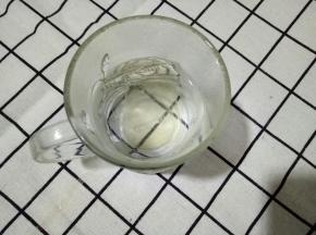 吉利丁片冰水泡软