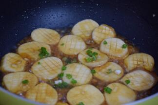 撒上葱花即可出锅