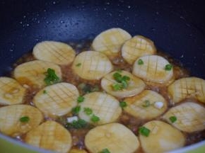 撒上葱花即可出锅