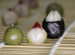 苹果，寿桃，山竹都熟啦，山竹果子蒸后瓤瓣瓣分明，凝若玉。