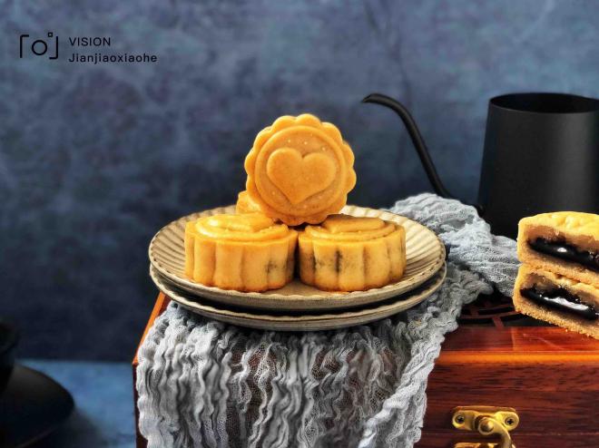 广式巧克力流心月饼