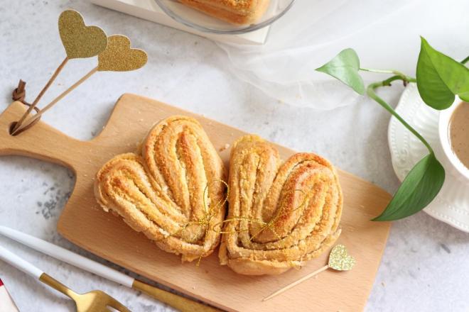 黑麦红糖椰蓉面包