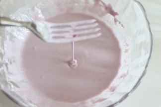 搅拌均匀，直到非常细腻的米粉糊。