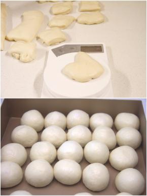 发酵好的面团取出稍排气，分成约50g每个，排气揉圆后静置松驰15分钟。