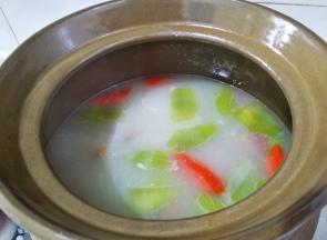 中火炖半个小时