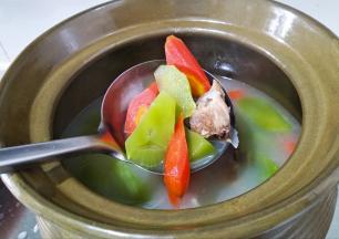 莴笋胡萝卜块熟了即可