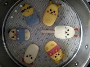 全部做好后，室温发酵10分钟，开水上锅蒸13分钟，关火闷3分钟左右