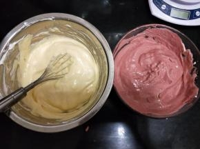 翻拌至顺滑，然后装到裱花袋里。