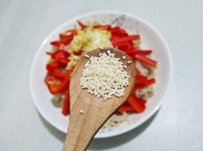 放少许鸡精