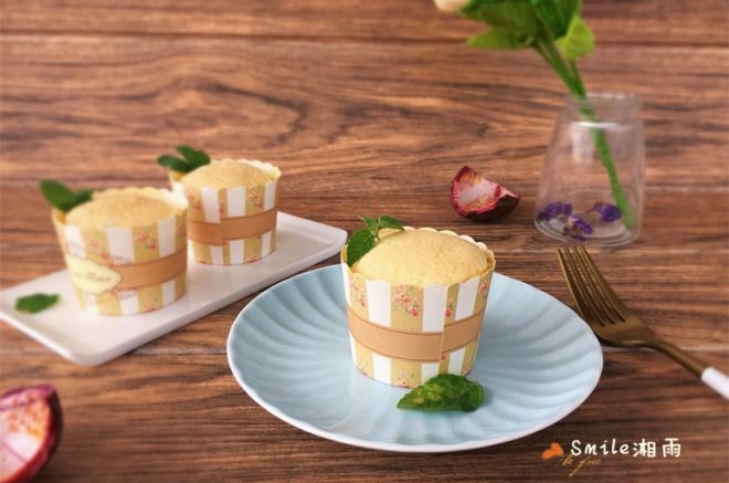 百香果杯子蛋糕