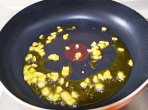 小火炒香