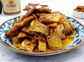 看看这色泽，有没有诱惑到你，米饭得多准备点哦！