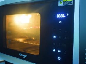 启动“纯蒸”功能，温度110度，时间为20分钟