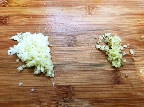 大蒜姜片切末