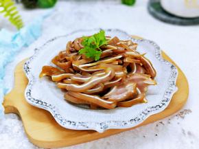 近看，儿子的最爱！