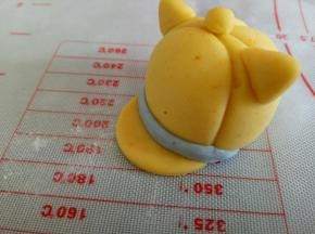 味道帽沿上方