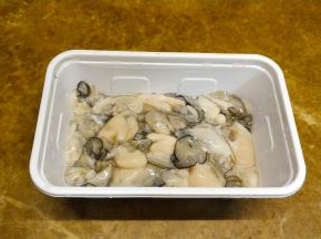 生蚝洗净