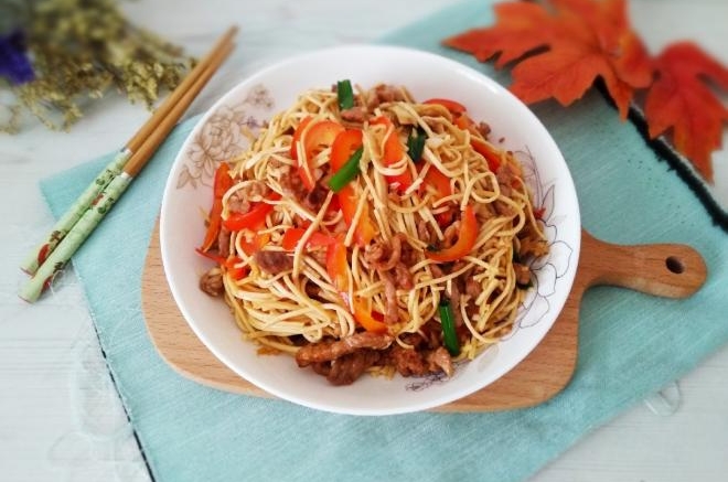 扬州干丝炒肉丝