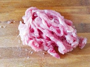 瘦肉切丝
