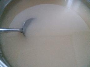 搅拌均匀，中火煮开