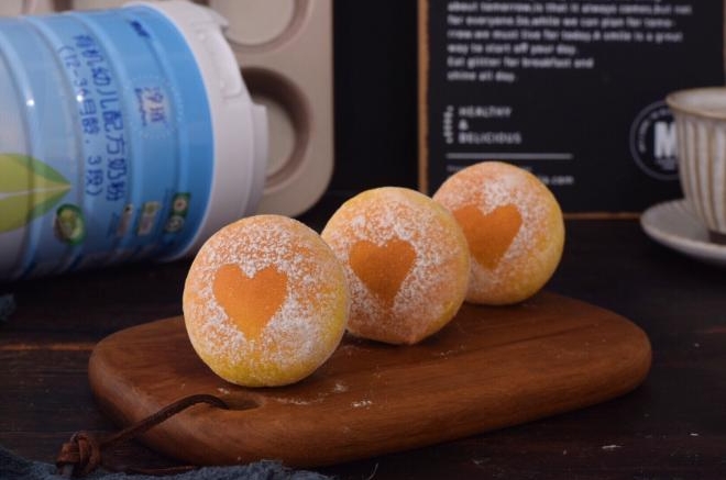 胡萝卜爱心小面包