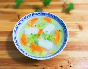 出锅盛碗撒入葱花