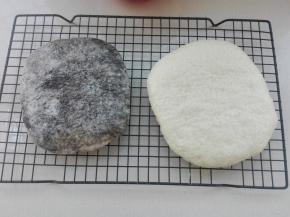 取出放晾网待用。