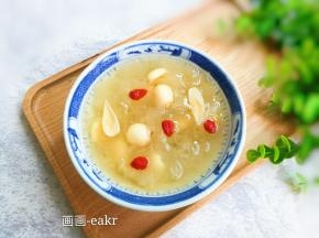 出锅盛入碗中
