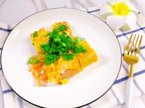 撒上葱花和香菜末