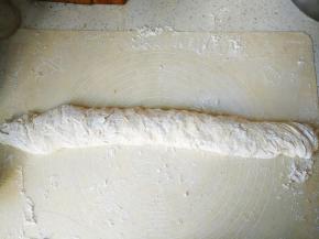 卷起，尽量卷实