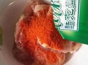 500g鸡腿肉对应35克奥尔良腌料35克水