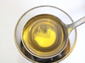 这样炸出来呢葱油透亮透亮的。