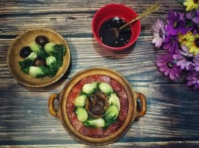 为了拍照好看，移入了煲仔里摆盘