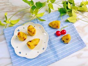 小窝头热吃最好，凉了上锅蒸热再食用