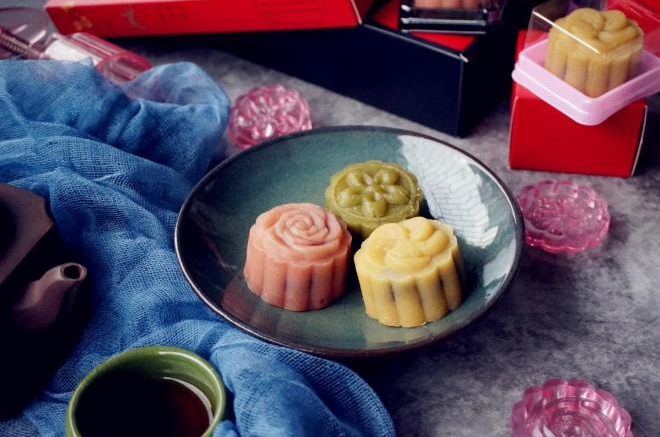 果蔬桃山月饼