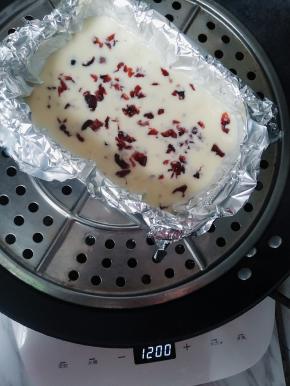 上锅蒸半个小时