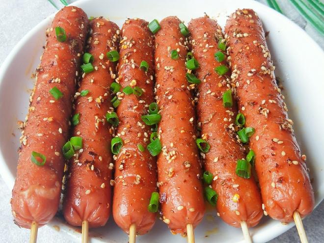 香炸火腿肠，好吃到爆炸~